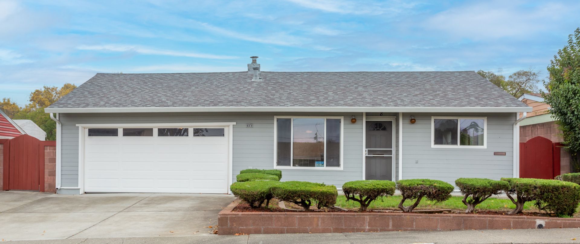 818 Ashwood Ave Featured Image